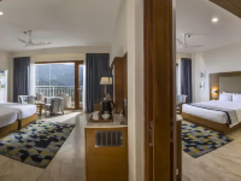 ไวบ์ มันนาร์ รีสอร์ท แอนด์ สปา โรงแรมในมันนาร์