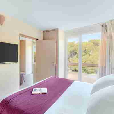 Best Western Plus la Rade Rooms