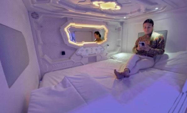 Capsule Inn Valencia Hostel