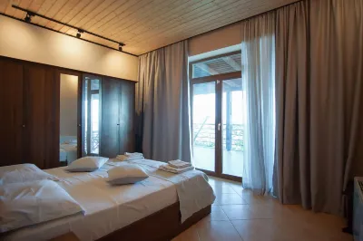 Seaside Duplex Stone Villa โรงแรมใน