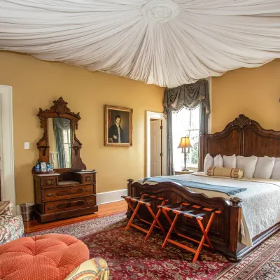 Eliza Thompson House, Historic Inns of Savannah Collection Hotels near The Cathedral Basilica of St. John the Baptist