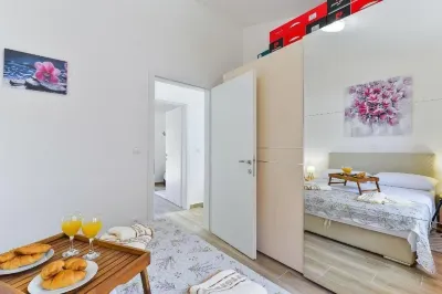 Cascade Villas with Private Garden and Jacuzzi