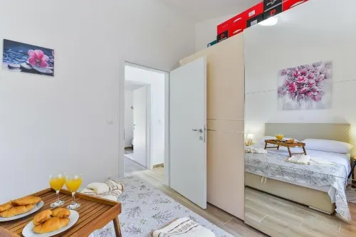 Cascade Villas with Private Garden and Jacuzzi Hotels in Starigrad