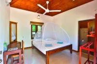 Paper Moon Kudils Hotels in Ampara