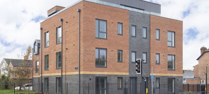 Elliot Oliver - Luxurious Two Bedroom Apartment with Parking Hotels in Gloucester District