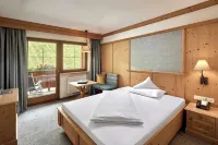 Hotel Alpenhof Hotels in Madseit