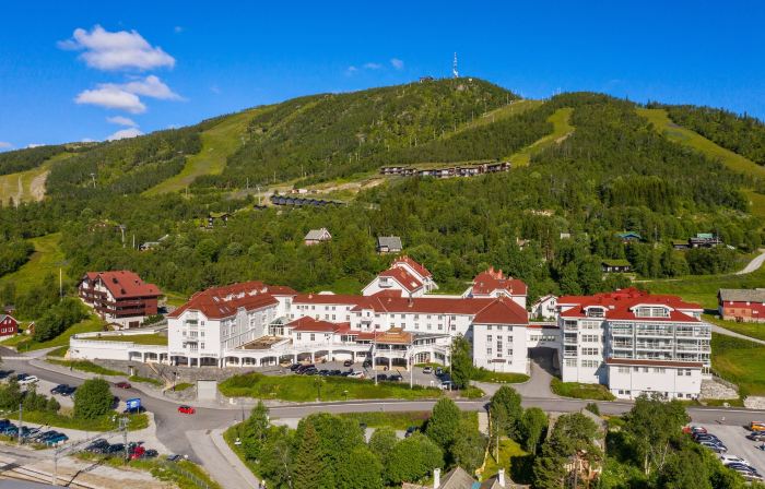 Dr. Holms Hotel