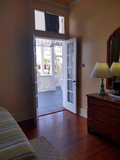 Superior Queen Room With Courtyard View The Great House Inn Photo