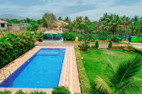 Berryl Resorts