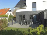 House Relax, with outdoor whirlpool and sauna for exclusive use, 300m to the lake 烏特格翰酒店