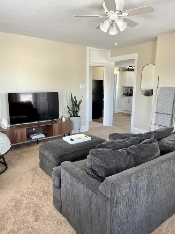 Beautiful & Comfortable One Bedroom /One Bathroom