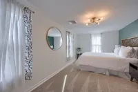Spacious and Quiet 4BD Oasis - Private Yard