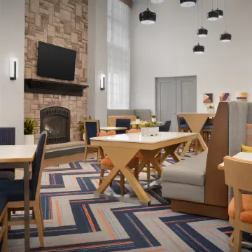 Hampton Inn & Suites Williston