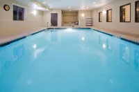 Holiday Inn Express & Suites ST. Paul - Woodbury Hotels in Lake Elmo