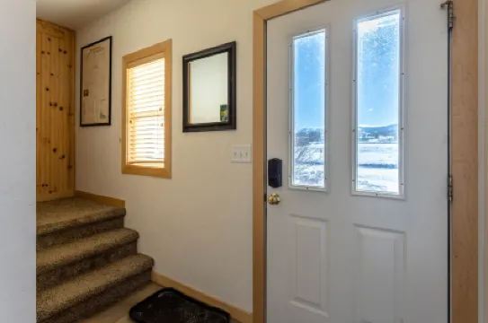 Tranquil Deck and Open-Space Views - Charming Mountain Escape