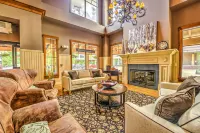 Third Floor Condo with Shared Pool and Hot Tub, WiFi, Gas Fireplace, & Balcony