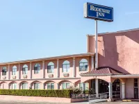Rodeway Inn Near Melrose Ave Hotels near Paramount Studios