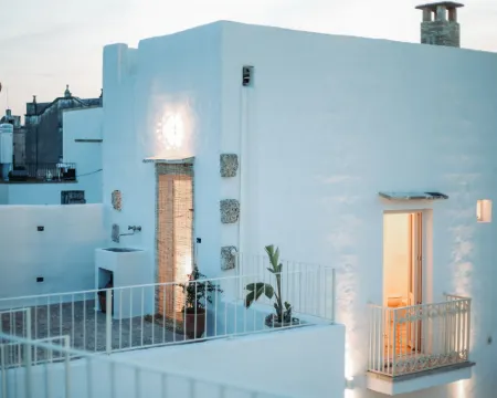 コルテ・ラルゴ・ラウロ・ディモーレ&スパ ウジェントのホテル