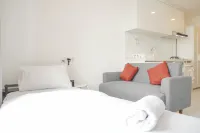 Homey and Well Furnished Studio Sky House Alam Sutera Apartment - 2 Sao