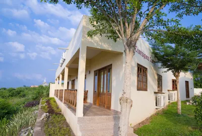 Golden Hill Parker Hotel Отели в г. 