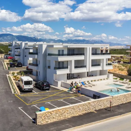 Lux Apartments