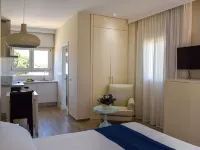 Aparthotel Novo Sancti Petri โรงแรมในชีคลานา เด ลา ฟรอนเตรา