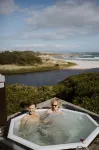 Kennedys Beach Villa - Villas
