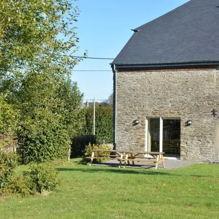 Holiday Home in Gedinne with Forest