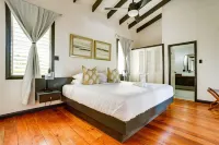 Shaka Caye All Inclusive Resort - balcony