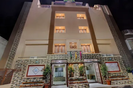 藍月舒適酒店