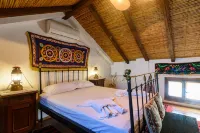Eros Pittoresque Retreats - Perfect Location, Panoramic Seaview - balcony
