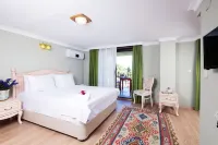Belizi Hotel - Yüzme Havuzu