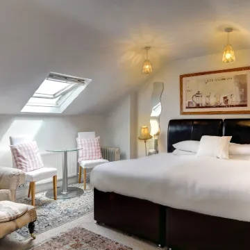 St. Aiden's Guesthouse โรงแรมใกล้มาร์เลย์ พาร์ค