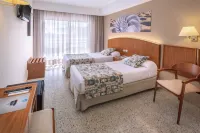 GHT Oasis Park & Spa Hotels in Lloret de Mar