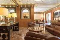 Near Rome Villa Pool Tennis Courts Perfect Family Reunion or Off-Site Meeting