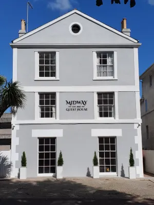 Midway Guest House - Pensionat