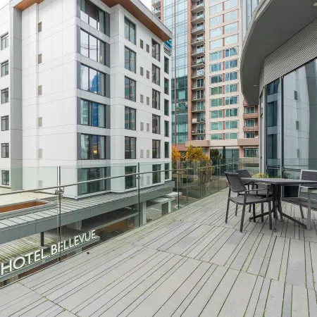 Sophari Bellevue Tower Apts