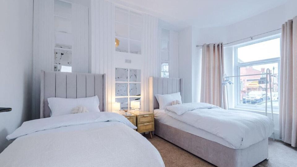Modern & Chic Four Bedroom Home