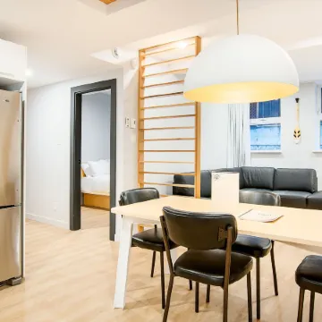 Les Lofts Charest - PAR les Lofts Vieux-Québec Отели рядом с достопримечательностью «Спортивный комплекс «Видеотрон-Центр»»