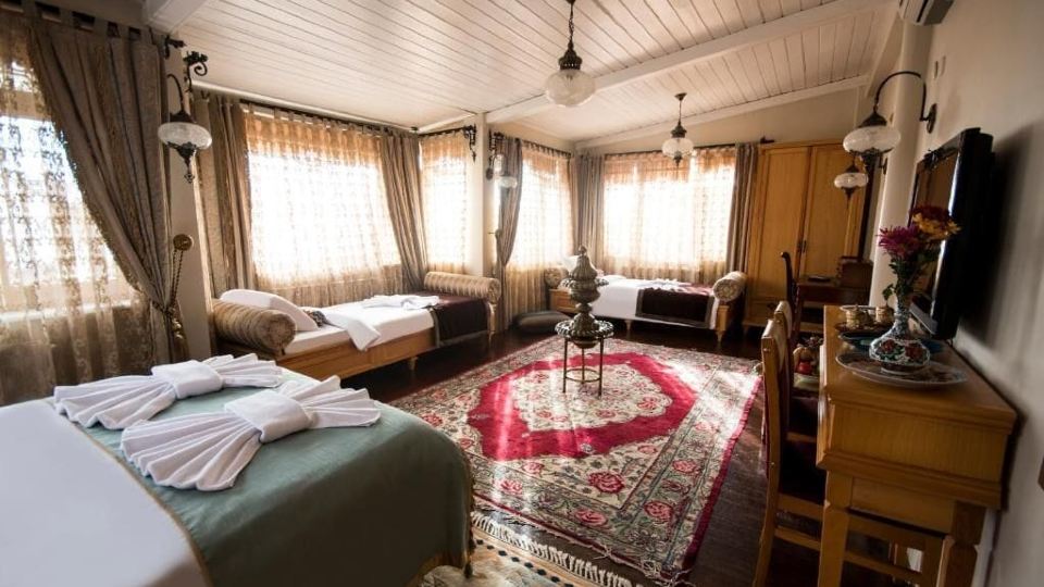 Sultan Corner Suites
