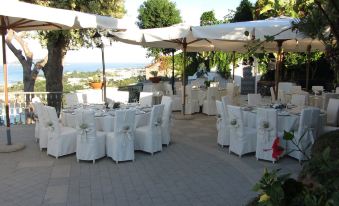L'Incanto Restaurant & Suites