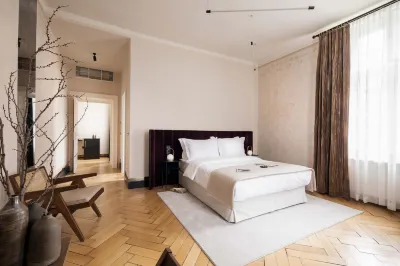Zola Hotel - Palais de Boheme Adults Only Hotel dekat University of Applied Sciences bfi Vienna