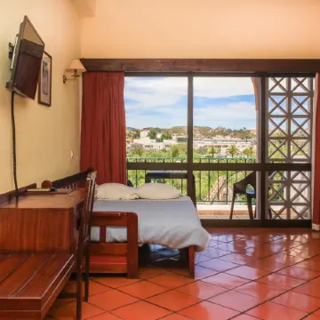 Hotel Colina Dos Mouros