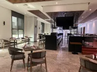 Star Land Hotel Bastos