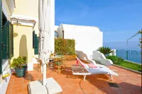 Casa Alessia - Big Terrace on the Sea Ideal for Large Families - Villas