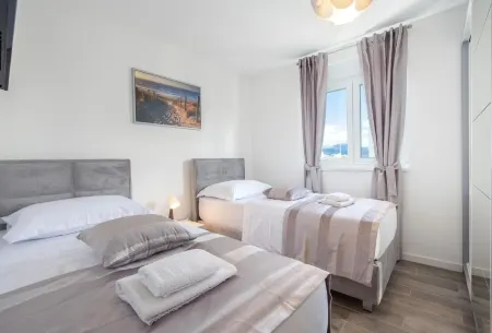 Sea Vista Apartments Kastela Отели в г. Opcina Kastela