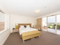 Harrington River Lodge Hotels in Taree