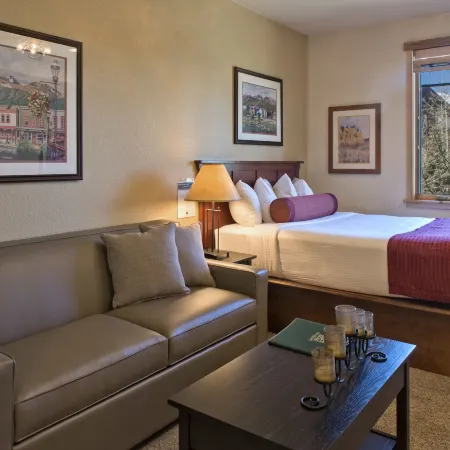 Grand Timber Lodge