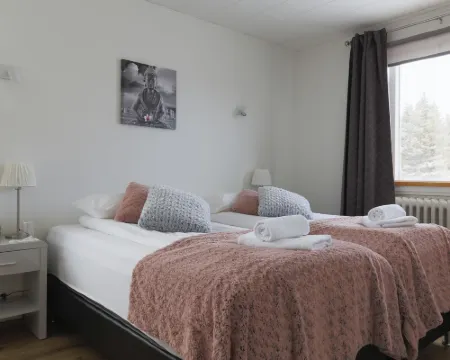 The Apartment - Öbbuhús Hotels in Borgarnes