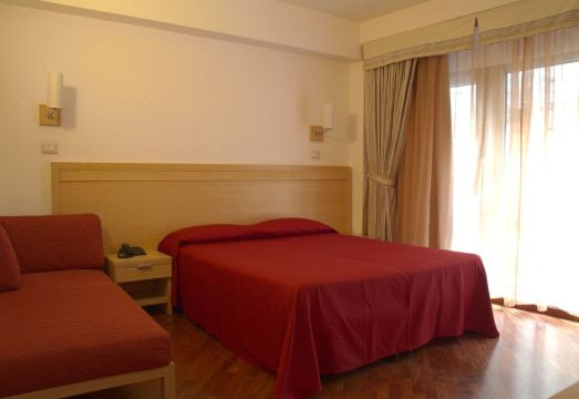 호텔 카타니아 타운 근처 시내 거리